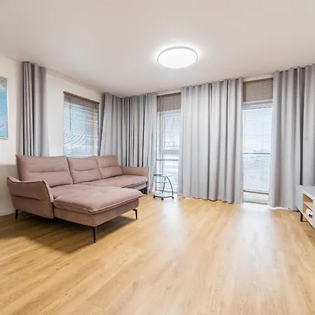 Chlebowa View By Bookinghost Apartamento *