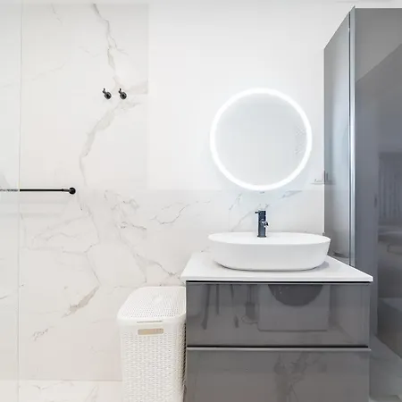 Apartamento Chlebowa View By Bookinghost *