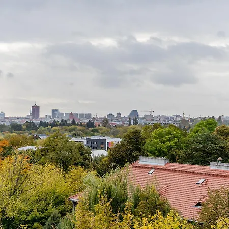 Chlebowa View By Bookinghost